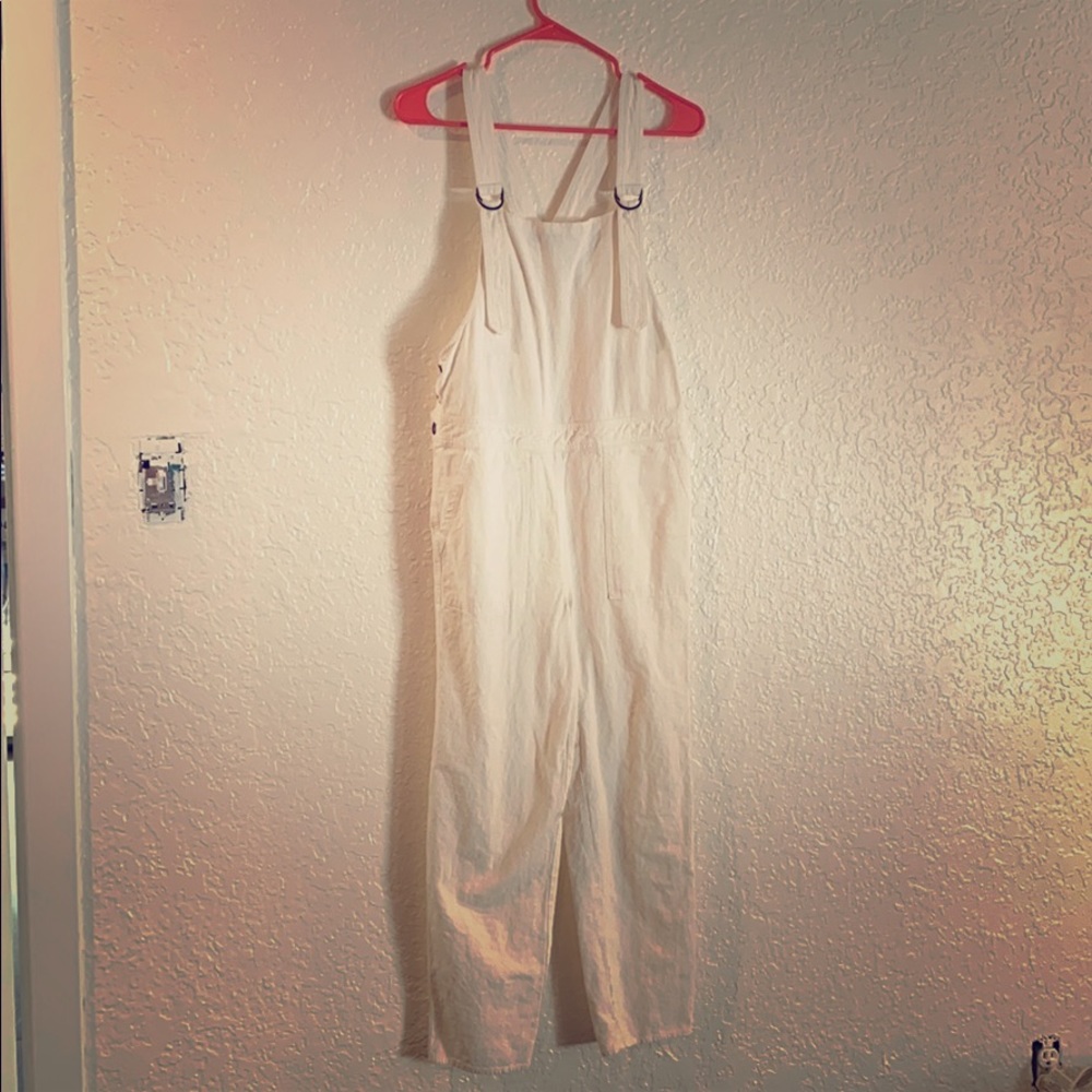 Cute white overalls